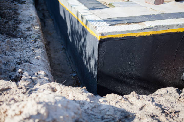 Professional Waterproofing technician working in Lookout Mountain, AL